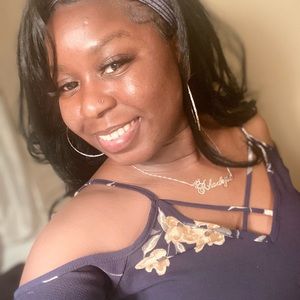 Meet your Posher, Khadejia